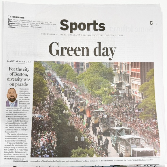 2024 BOSTON CELTICS 18TH NBA TITLE  PARADE ISSUE TITLE WAVE 6-22-24 BOSTON GLOBE - Picture 3 of 5
